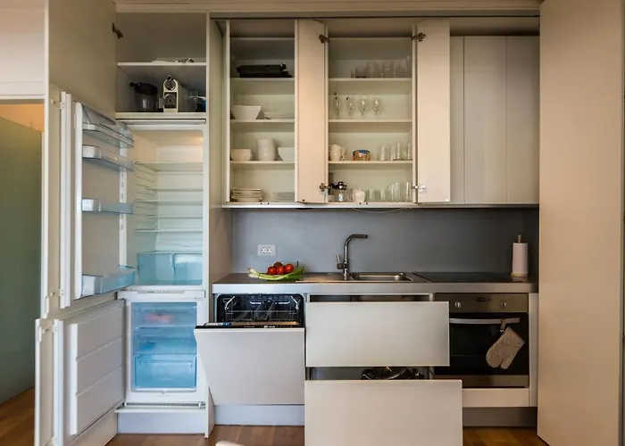 Hoplite 2br With Free Parking *